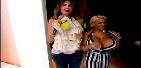  GOSTOSA LOIRA E PEITUDA SHEYLA HERSHEY